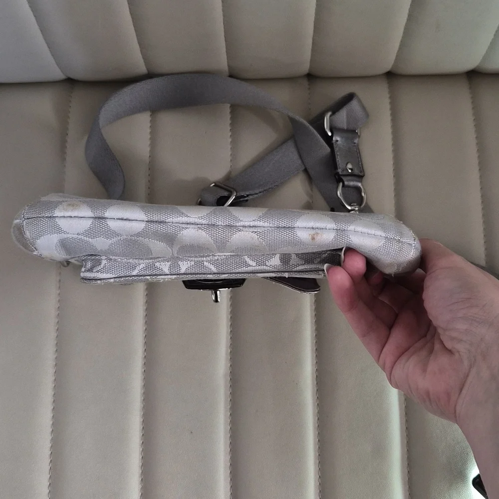Y2K Coach Silver Signature Crossbody Bag - Silver/Gray